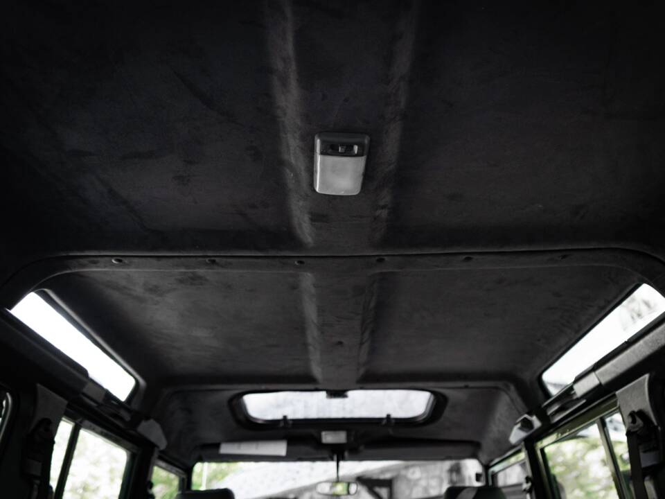 Image 26/67 of Land Rover Defender 110 Turbo Diesel (1999)