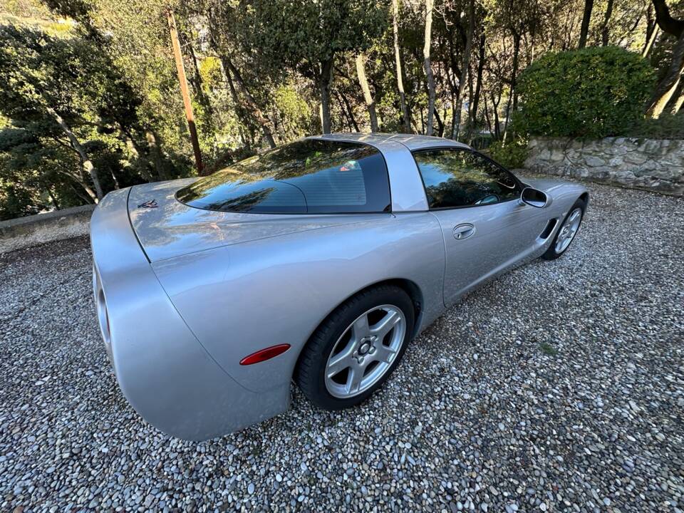 Image 53/191 of Chevrolet Corvette (1999)