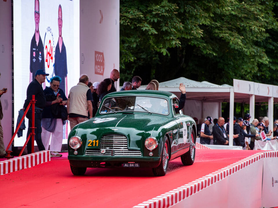 Image 15/17 de Aston Martin DB 2 (1952)