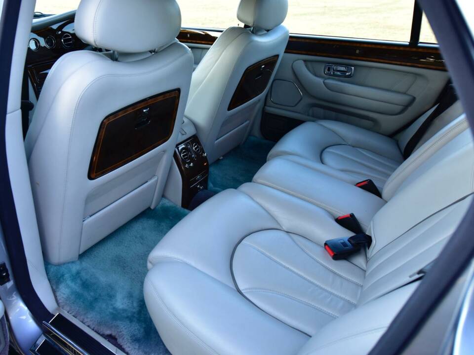 Image 36/50 of Rolls-Royce Silver Seraph (1998)