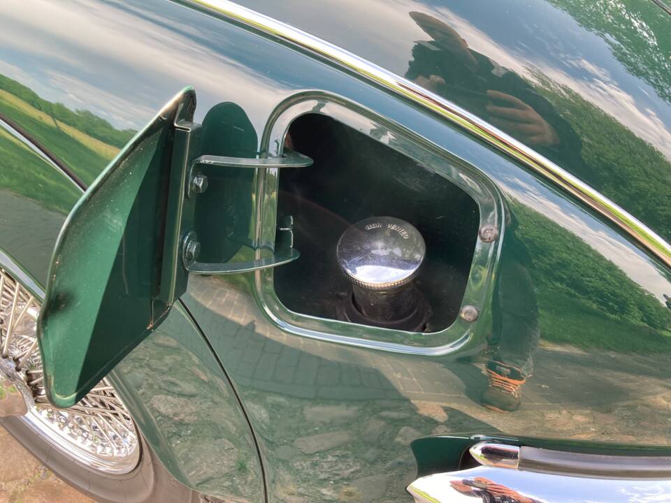 Image 25/35 de Jaguar Mk II 3.8 (1961)