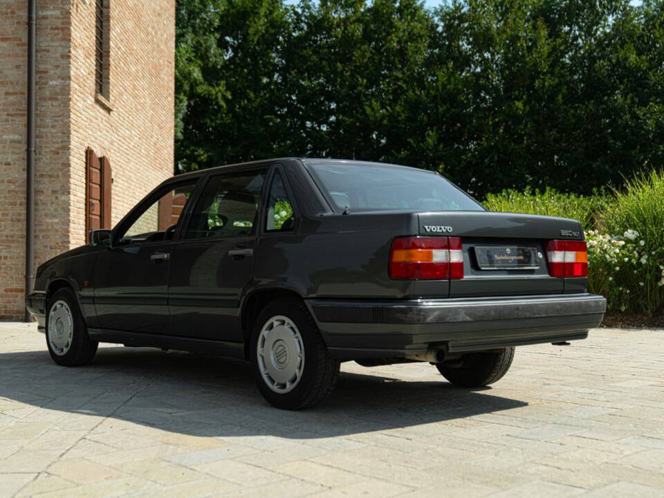 Immagine 7/48 di Volvo 850 2.0 20V (1992)