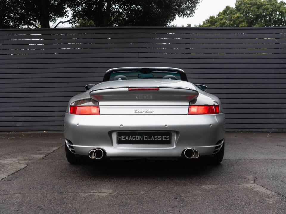 Bild 9/52 von Porsche 911 Turbo (2003)