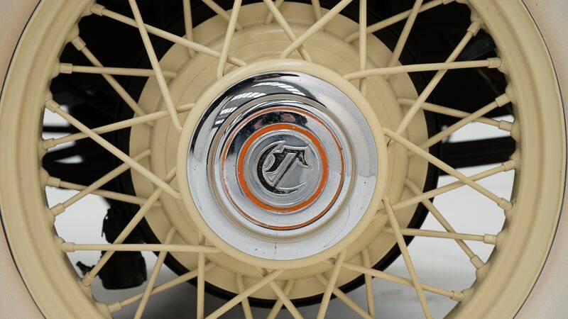 Imagen 13/15 de Chrysler Series CM (1931)