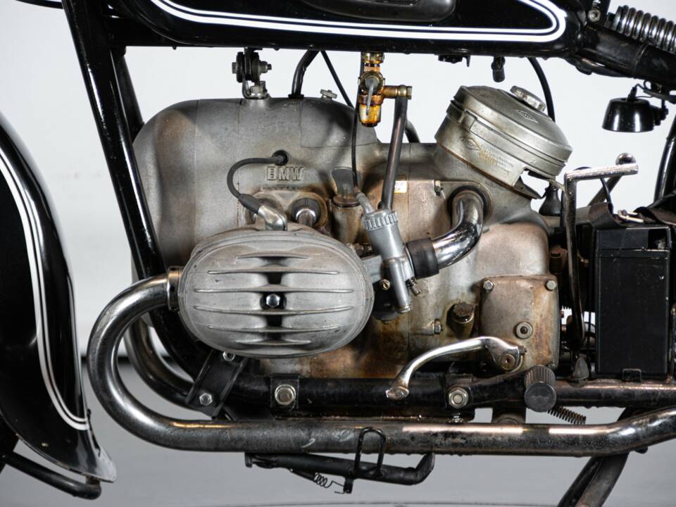 Image 23/50 de BMW R 51 (1954)