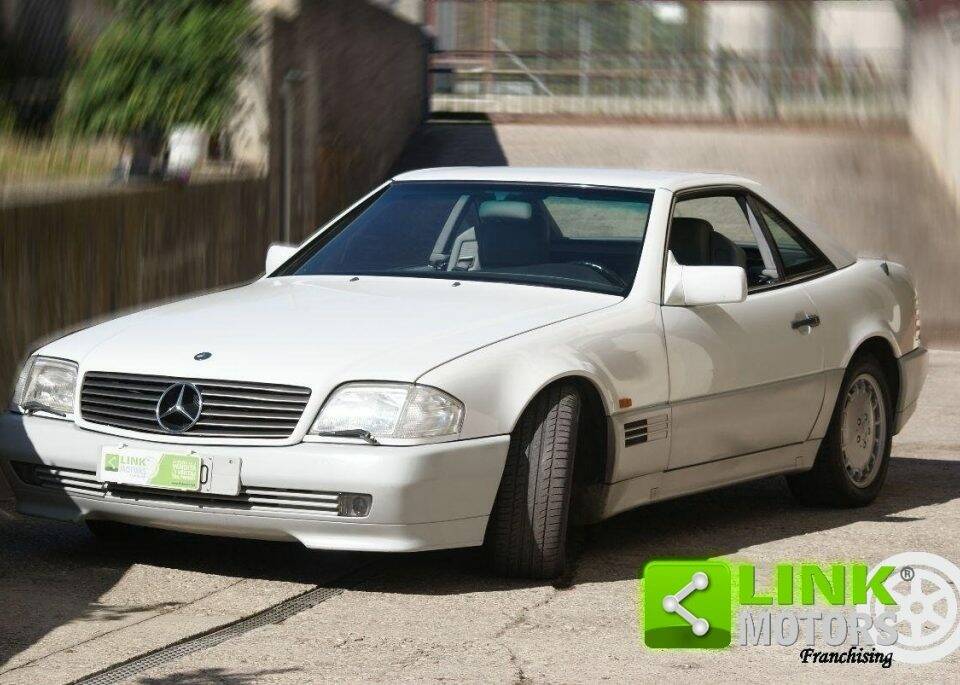 Image 4/10 de Mercedes-Benz 300 SL-24 (1989)