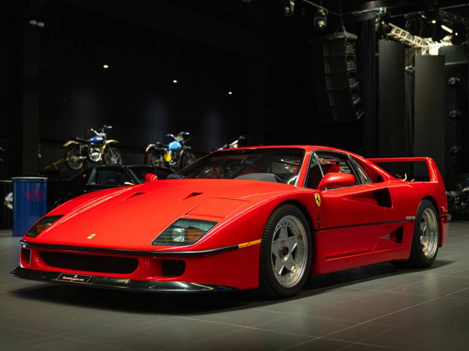 Bild 2/50 von Ferrari F 40 (1991)