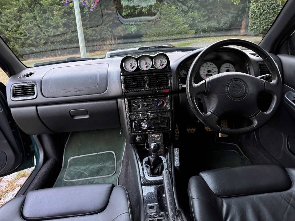 Image 23/30 of Subaru Impreza 2.0 (1998)