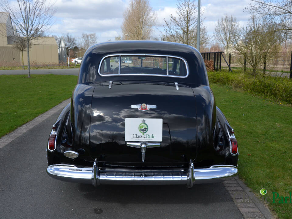 Image 4/34 of Cadillac 75 Fleetwood Imperial (1941)