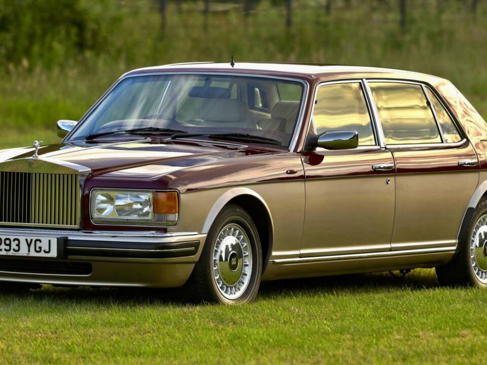 Image 6/50 of Rolls-Royce New Silver Dawn (1997)