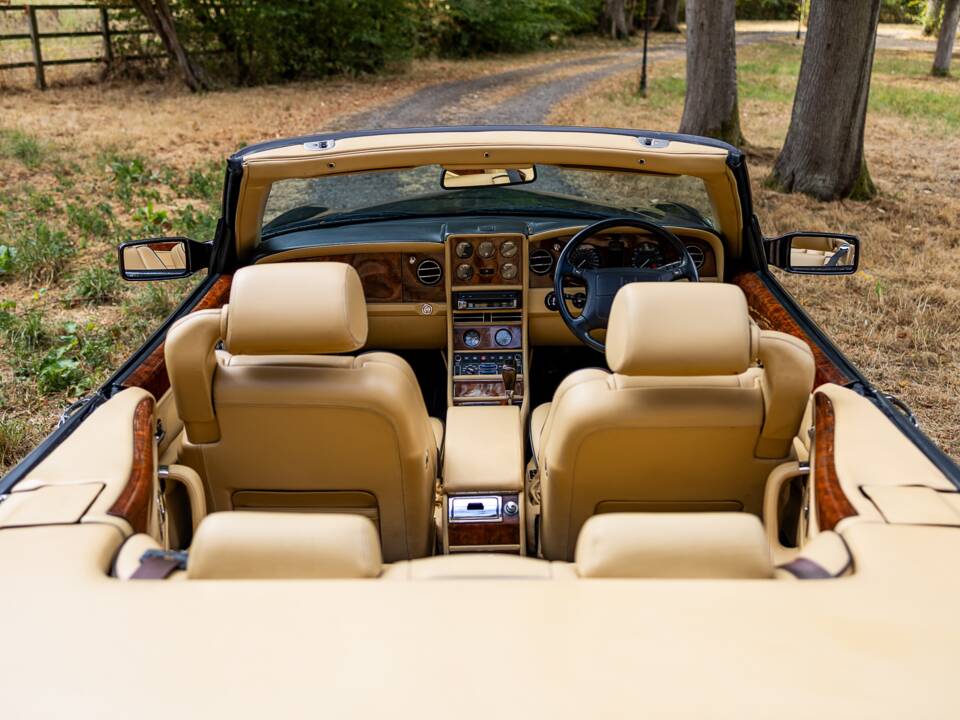 Bild 40/50 von Bentley Azure (1997)