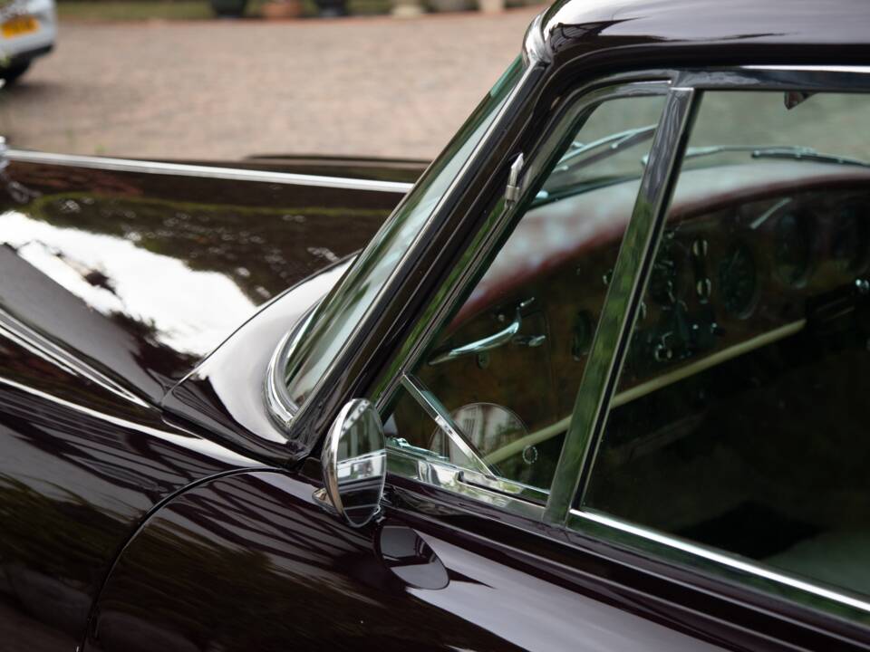 Image 43/50 of Rolls-Royce Silver Cloud III (1964)