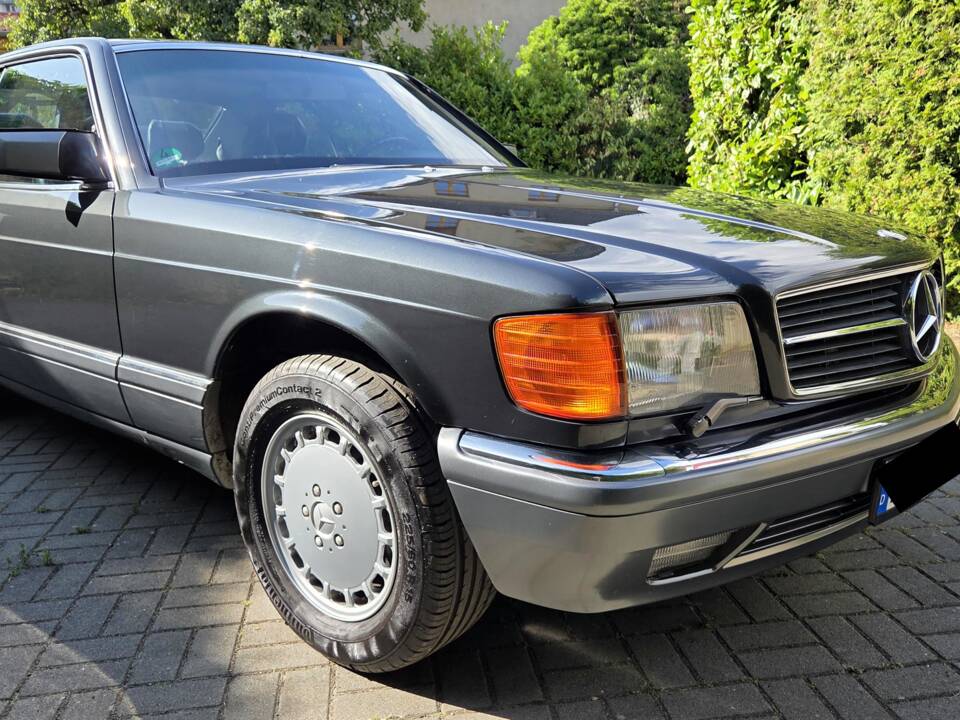 Image 9/32 of Mercedes-Benz 560 SEC (1991)
