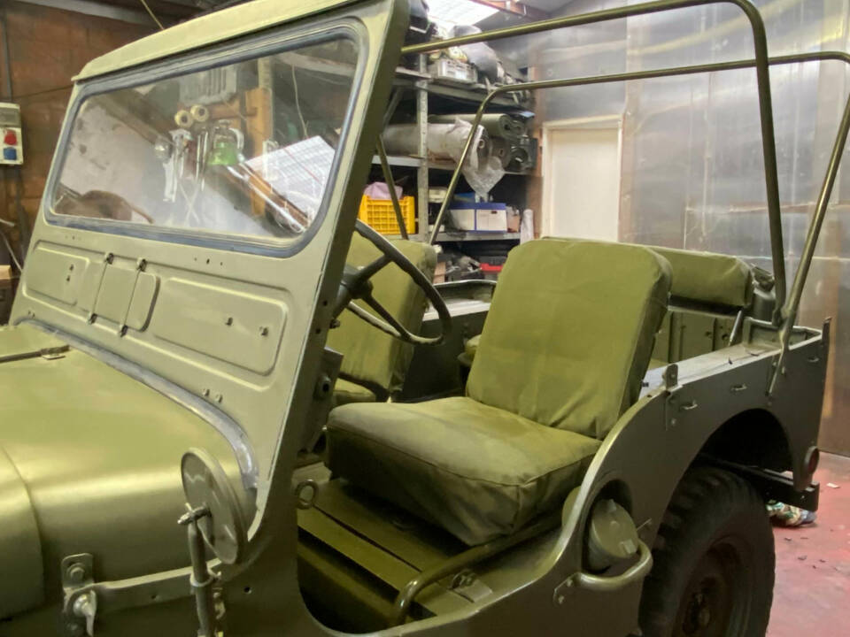 Image 4/8 of Willys Jeep M38 A1 (1946)