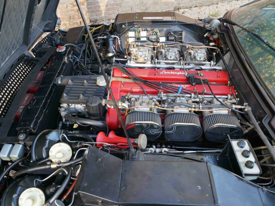 Imagen 4/50 de Lamborghini Espada 400 GT (1973)