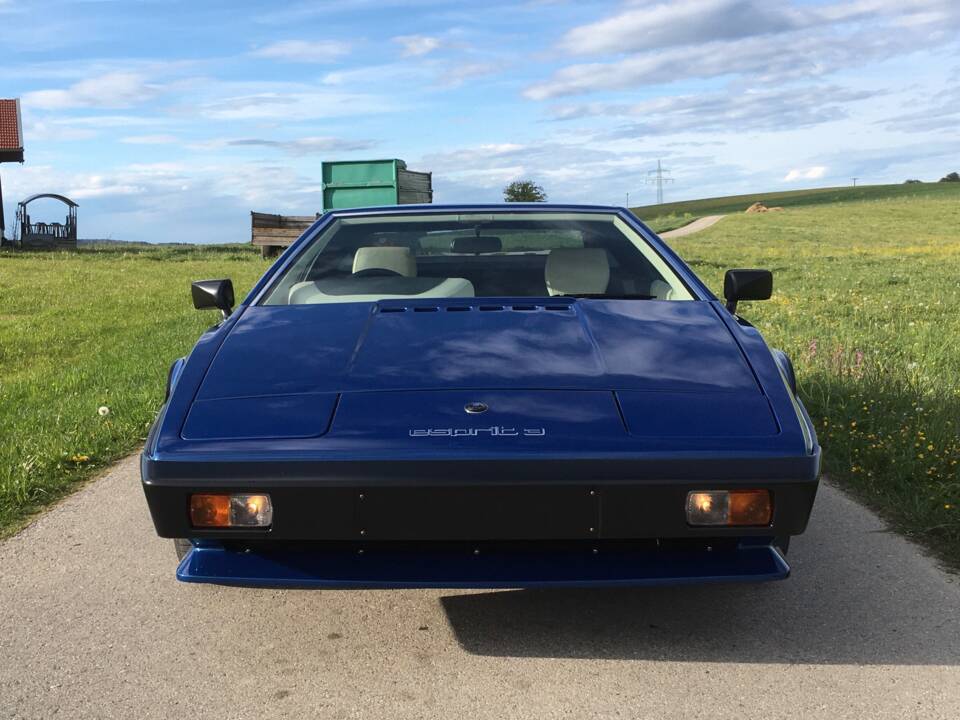 Image 5/46 of Lotus Esprit (1985)