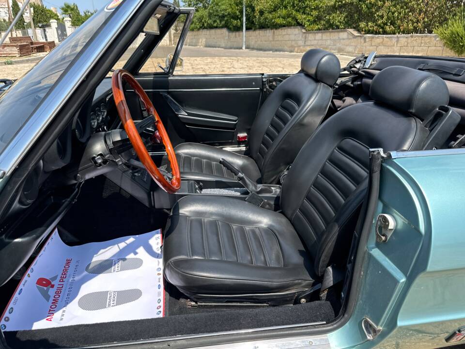 Bild 11/22 von Alfa Romeo 1.6 Spider (1983)