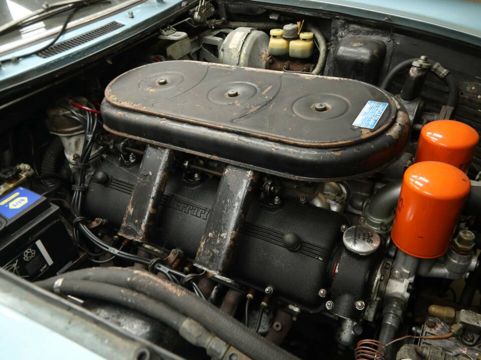 Afbeelding 13/50 van Ferrari 365 GT 2+2 (1968)