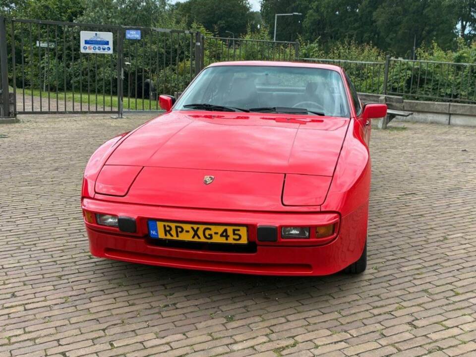 Immagine 3/8 di Porsche 944 Turbo Cup (1987)
