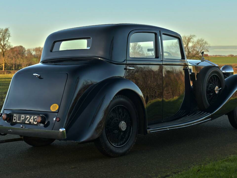 Immagine 7/50 di Rolls-Royce 20/25 HP Sport Saloon (1934)