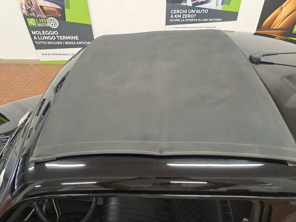 Image 17/31 of FIAT 500 L (1971)