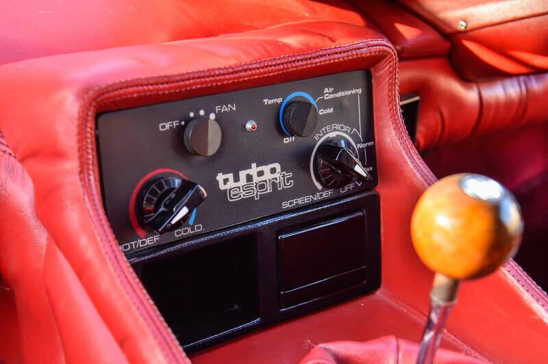 Bild 24/33 von Lotus Esprit Turbo (1981)