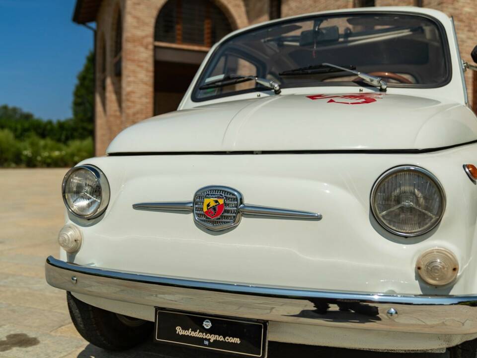 Image 36/50 of Abarth Fiat 595 (1968)