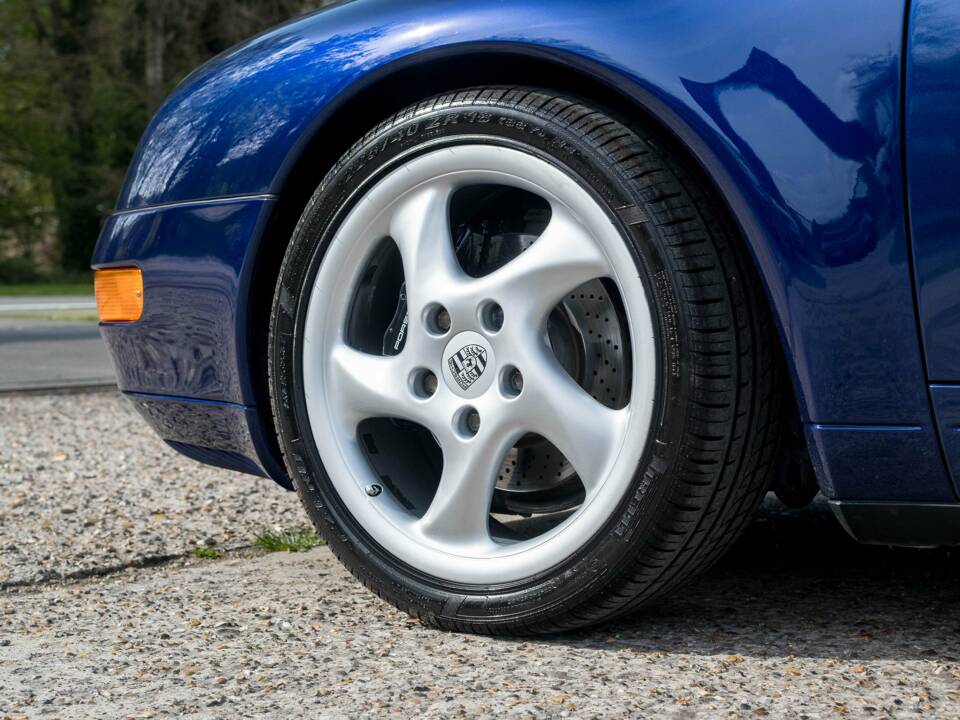 Afbeelding 21/44 van Porsche 911 Carrera (1994)