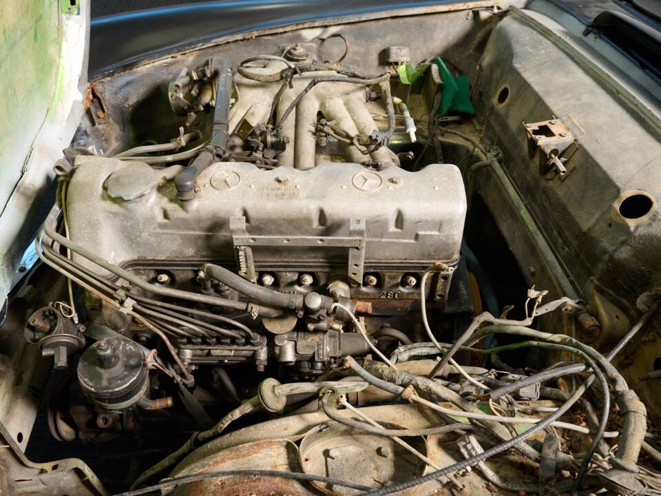 Image 5/47 de Mercedes-Benz 250 SL (1967)