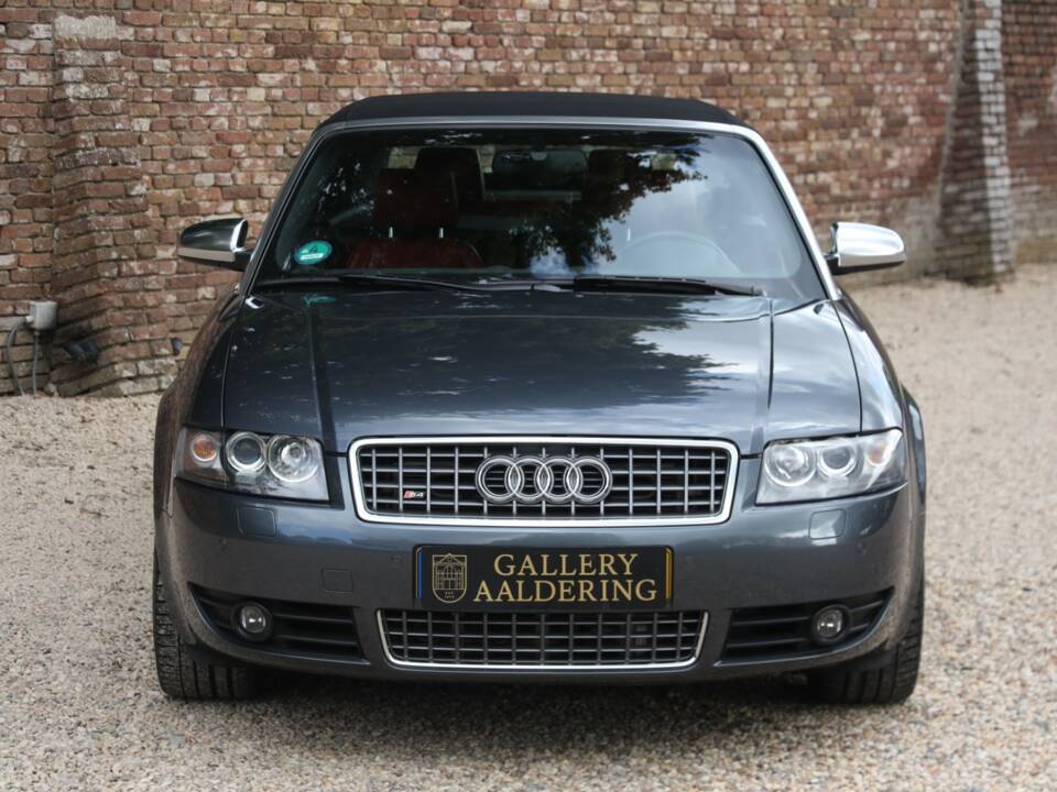 Image 13/50 de Audi S4 (2004)