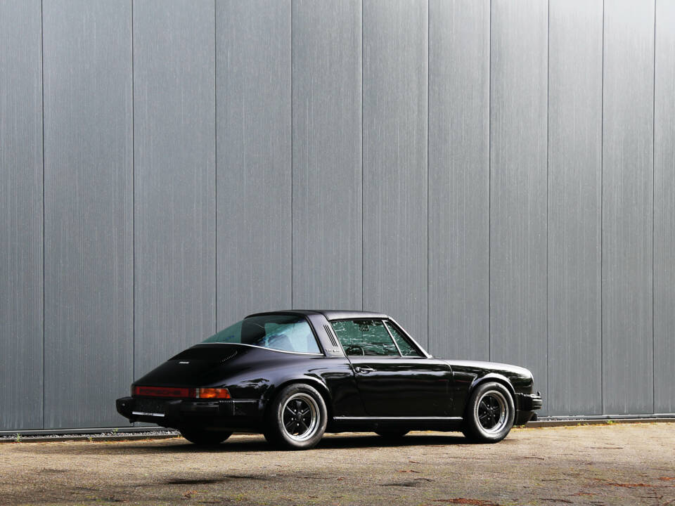 Image 5/67 de Porsche 911 2.7 S (1977)