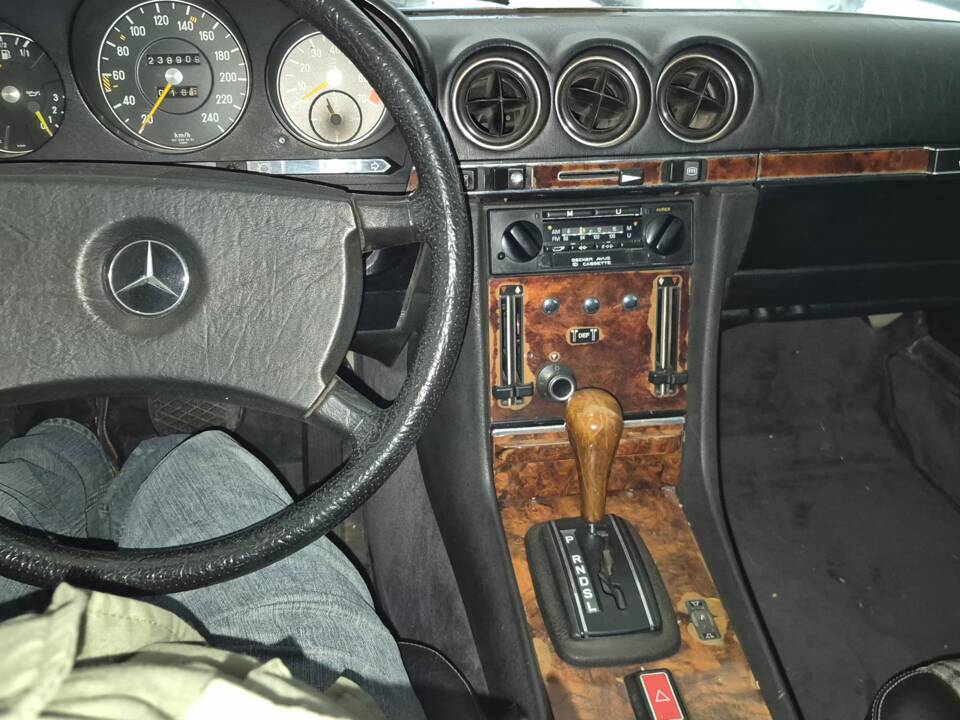 Image 12/15 de Mercedes-Benz 280 SLC (1980)