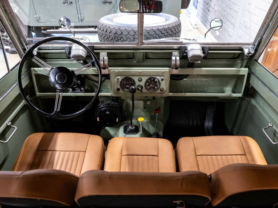 Immagine 15/48 di Land Rover 88 (1963)
