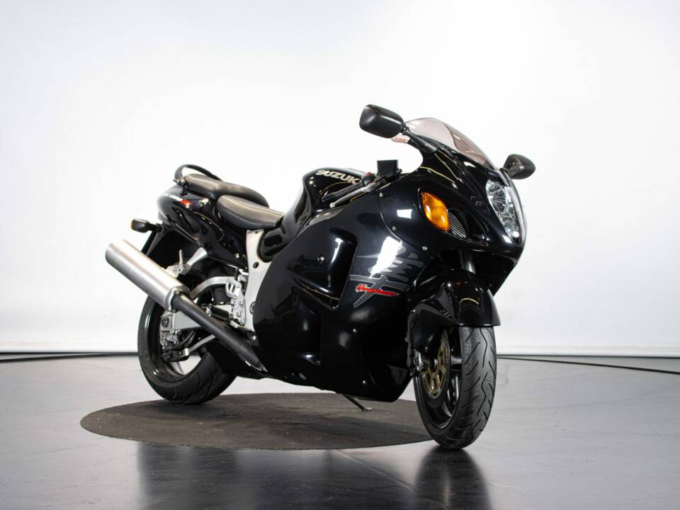 Immagine 6/50 di Suzuki GSX Hayabusa 1300 (1999)