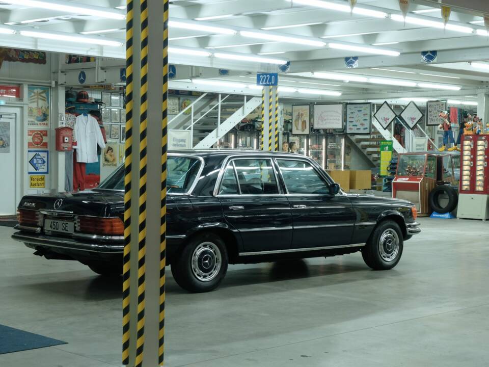 Image 11/50 de Mercedes-Benz 450 SE (1973)