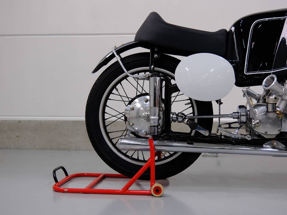 Image 11/92 of BMW R 51 (1939)
