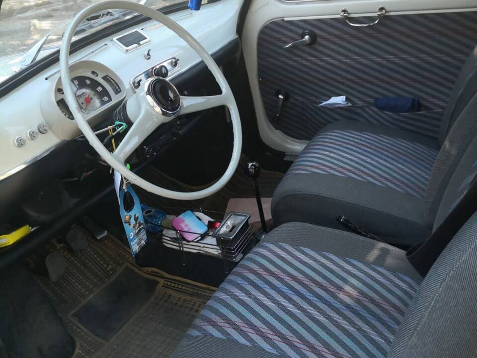 Bild 2/11 von SEAT 600 E (1972)
