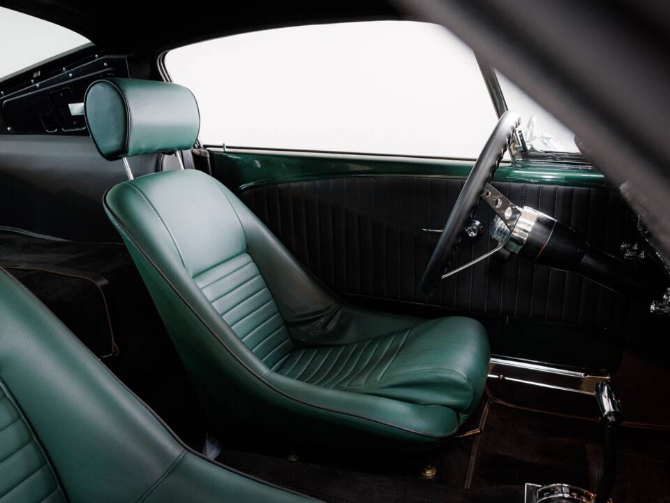 Image 18/32 of Ford Mustang 289 (1965)