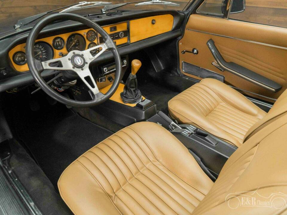 Image 2/19 of FIAT 124 Spider CS1 (1977)