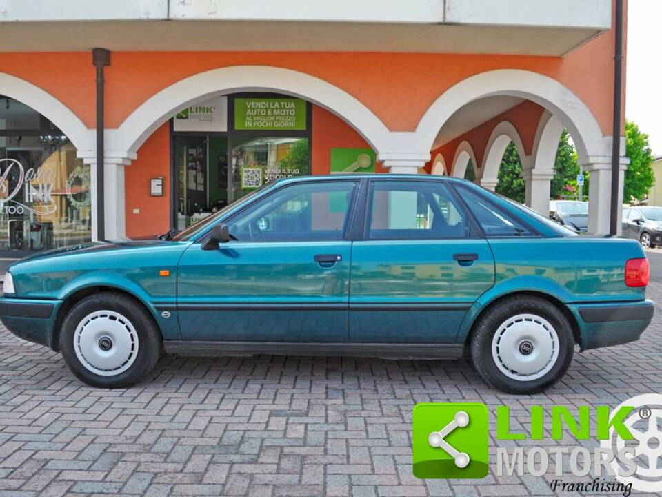 Bild 2/10 von Audi 80 - 2.0 E (1992)