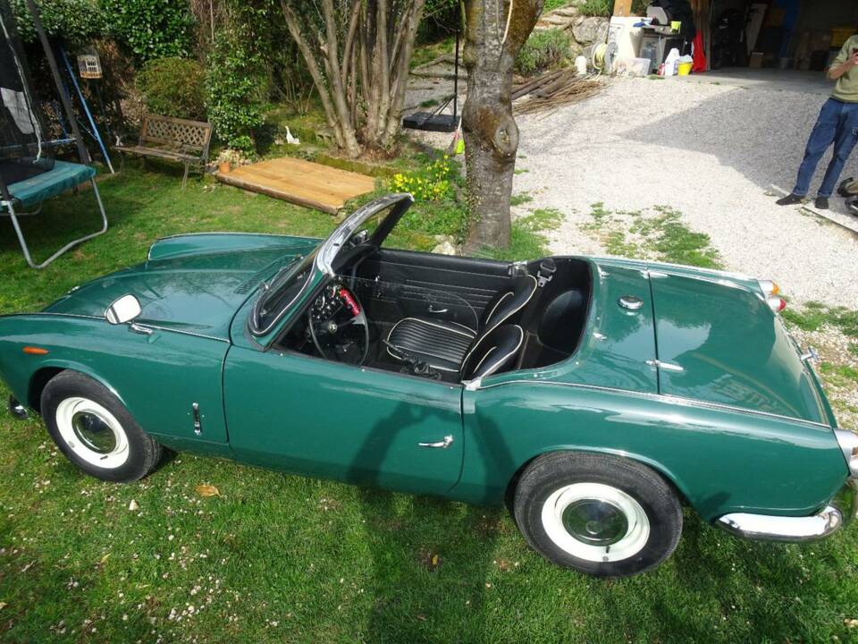 Image 15/49 of Triumph Spitfire Mk II (1965)
