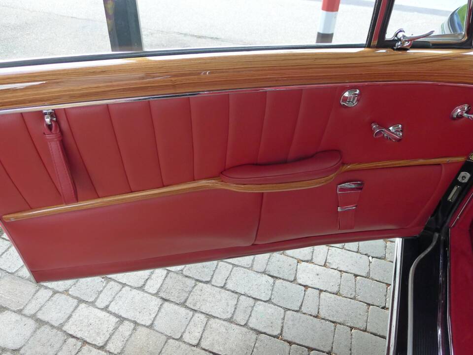 Bild 5/15 von Mercedes-Benz 220 S (1957)