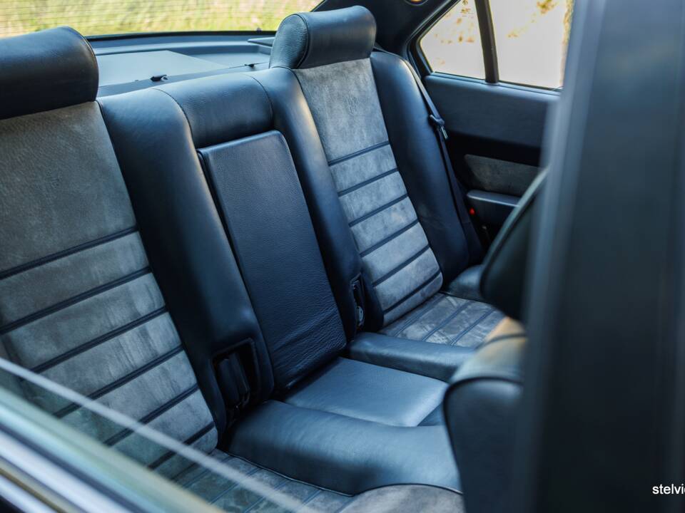Bild 34/42 von Alfa Romeo 164 3.0 V6 (1989)