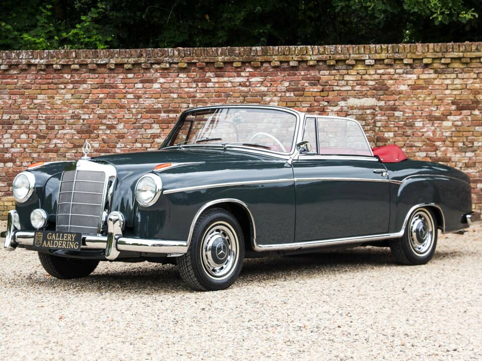 Bild 44/50 von Mercedes-Benz 220 SE Cabriolet (1960)