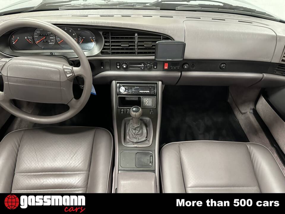 Image 13/15 of Porsche 968 (1992)