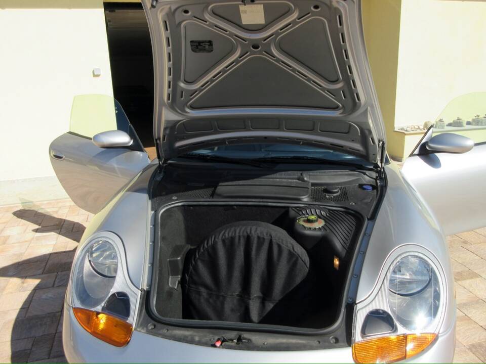 Bild 46/58 von Porsche 911 Carrera (2001)
