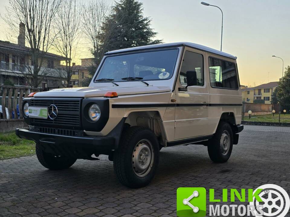 Imagen 4/10 de Mercedes-Benz 200 GE (SWB) (1989)
