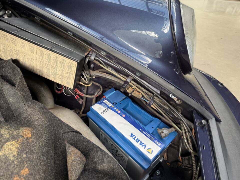 Bild 22/25 von Porsche 911 Carrera 3.2 (1986)