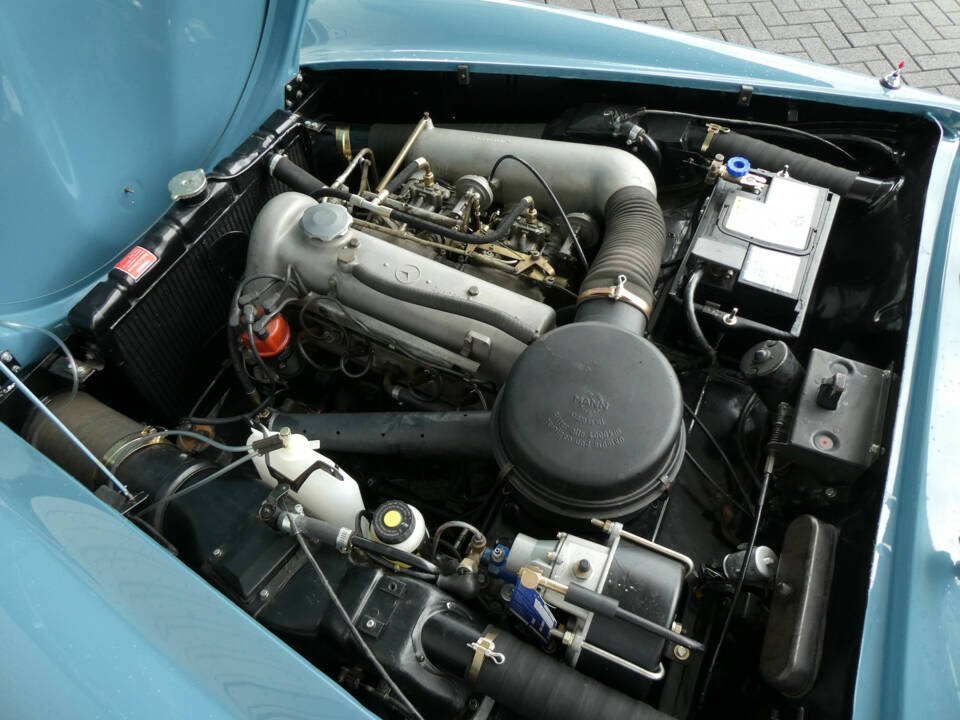 Bild 20/25 von Mercedes-Benz 190 SL (1963)