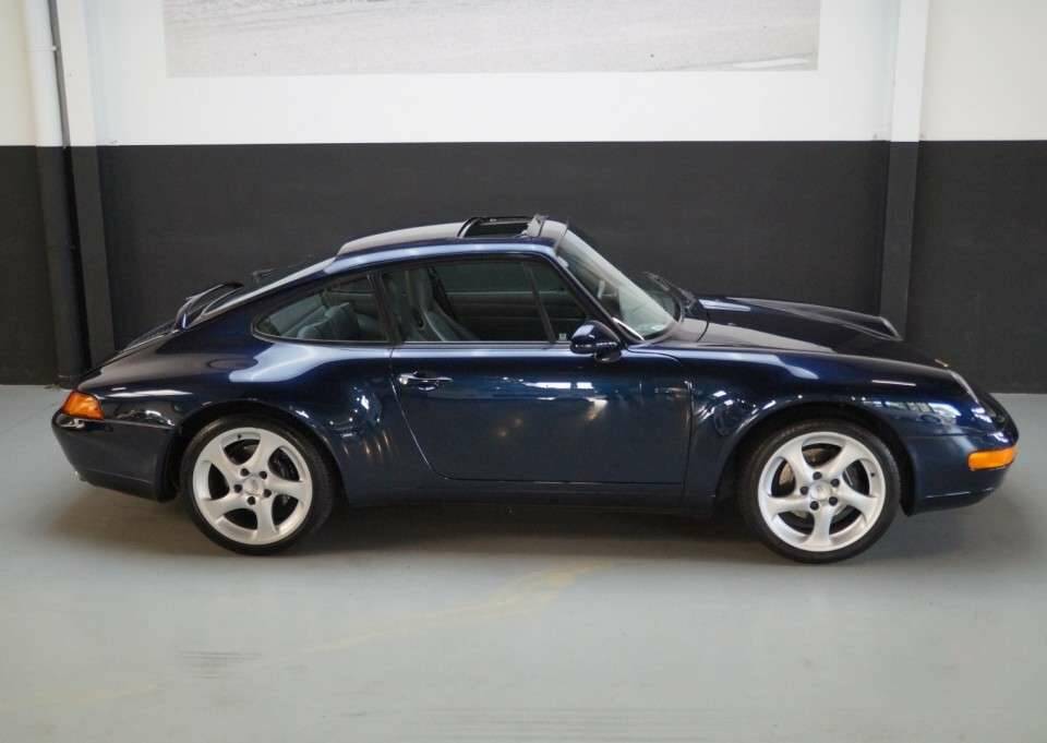 Image 27/50 de Porsche 911 Carrera (1995)